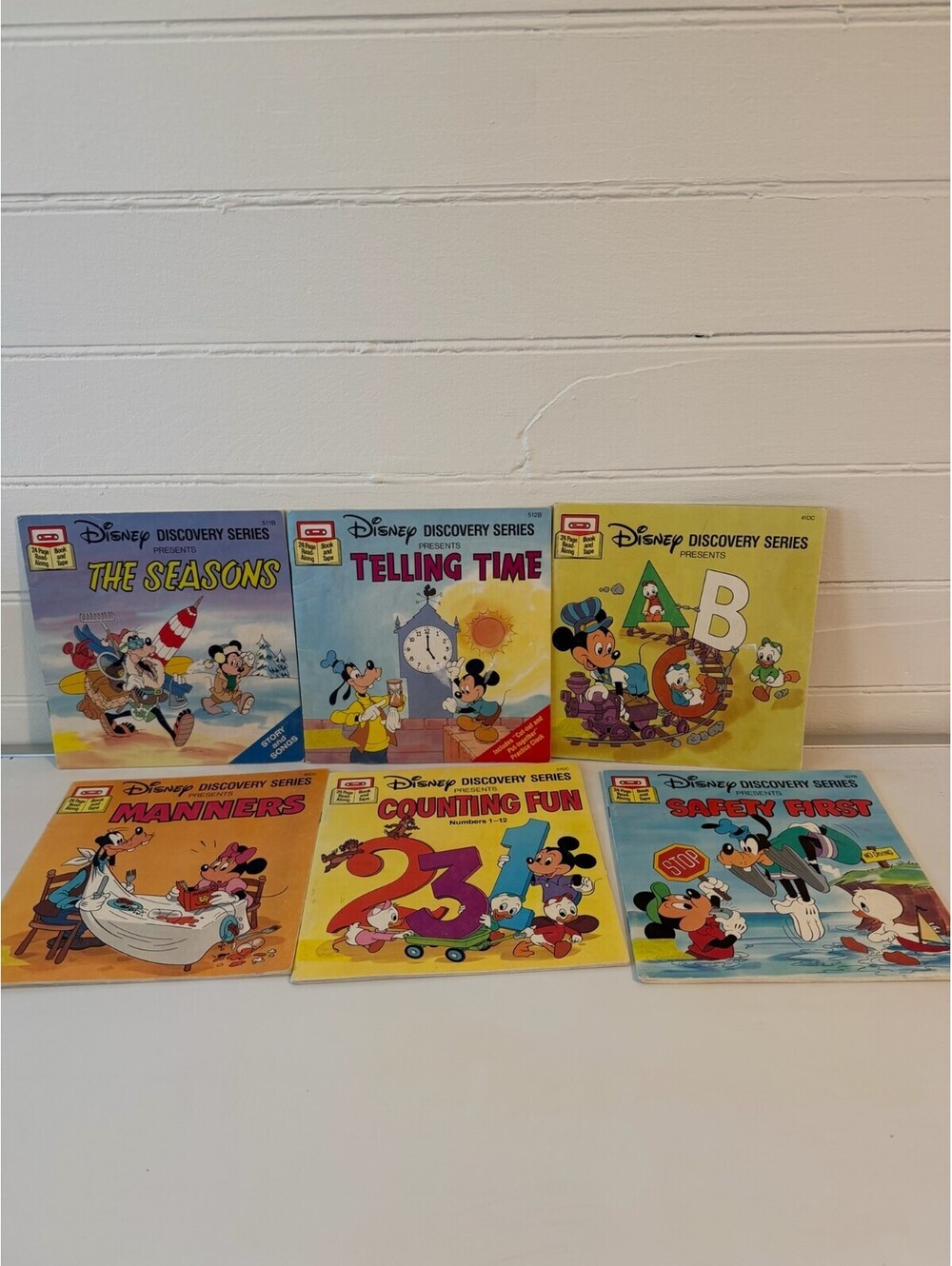 Disney Discovery Series Lot of 6 Books
